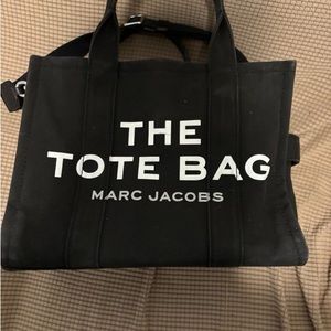 Super cute Marc Jacobs tote bag